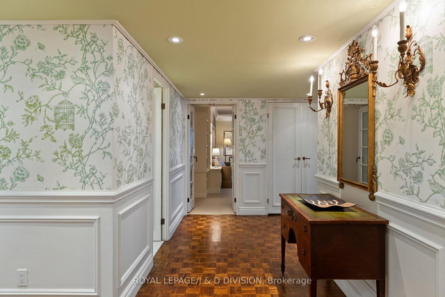 1405 - 63 St Clair Avenue W