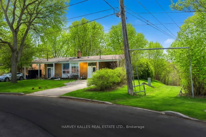 178 Three Valleys Dr, Toronto, M3A 3L8 | Image 2