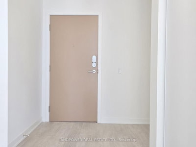 2705-1 Quarrington Lane, Toronto, Ontario image-0-1