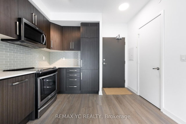 3208 - 5180 Yonge Street