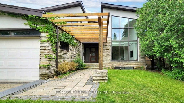 11 Blithfield Avenue