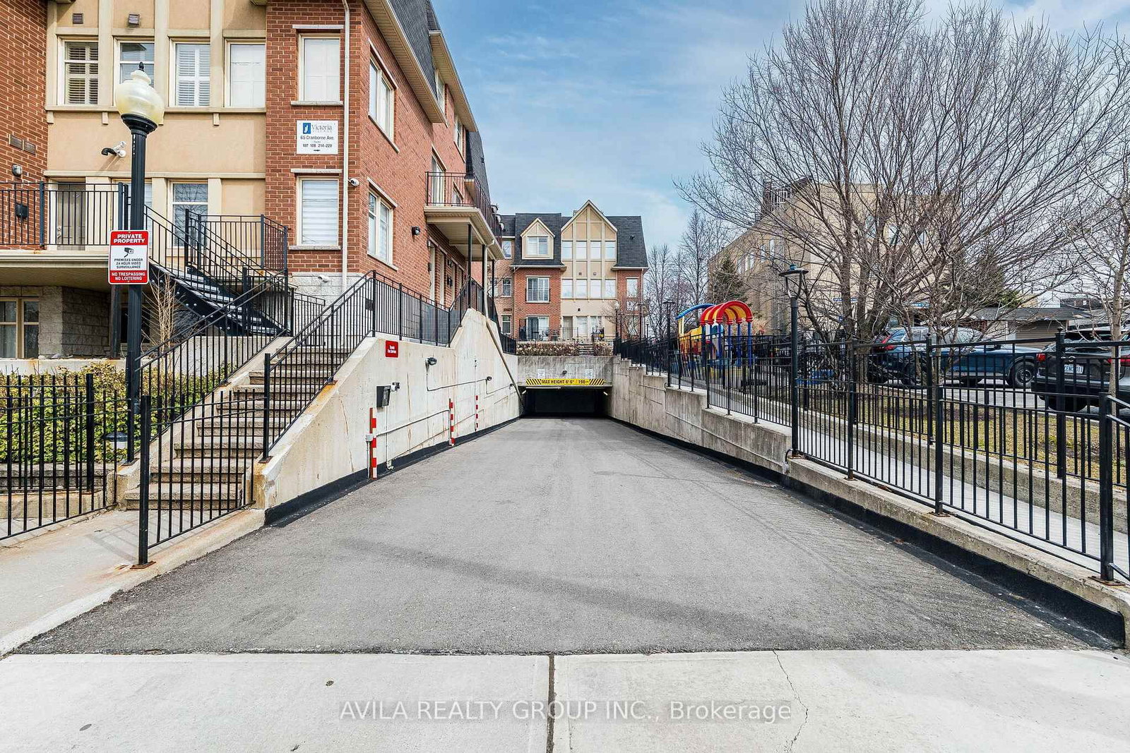 Listing Image 41