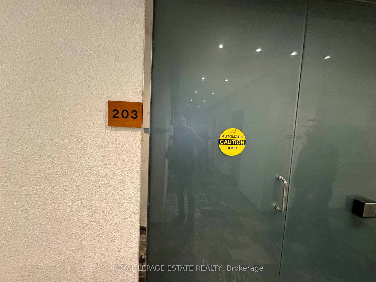 124 Merton Street, Unit 203 - Photo 5