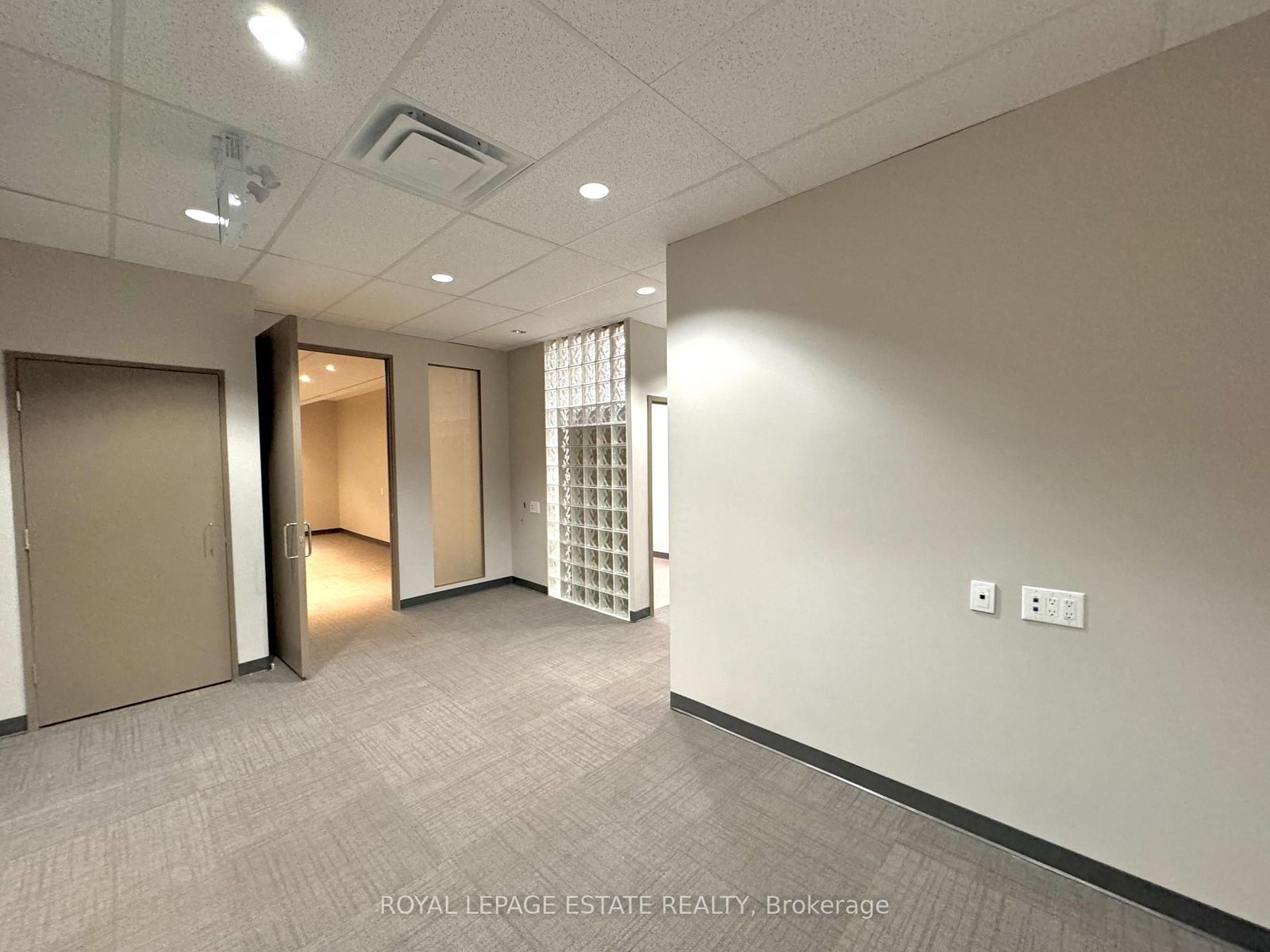 124 Merton Street, Unit 203 - Photo 7