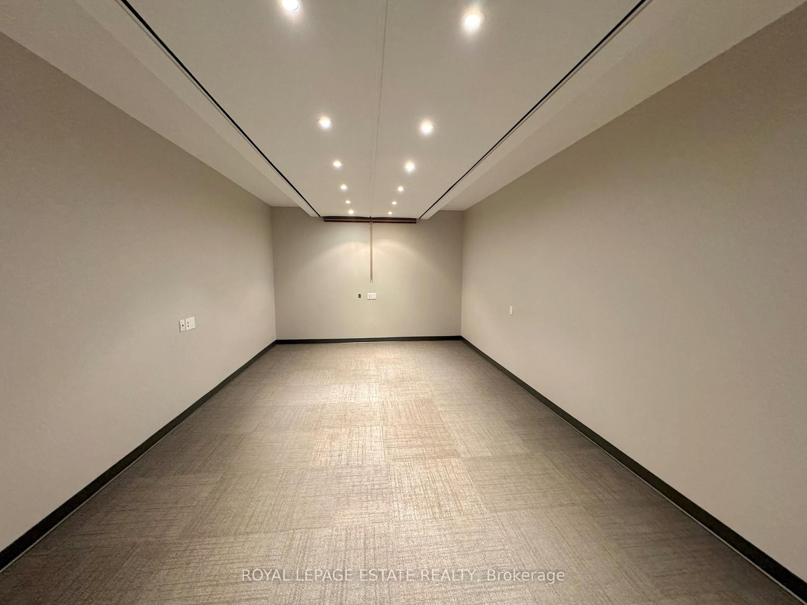 124 Merton Street, Unit 203 - Photo 8