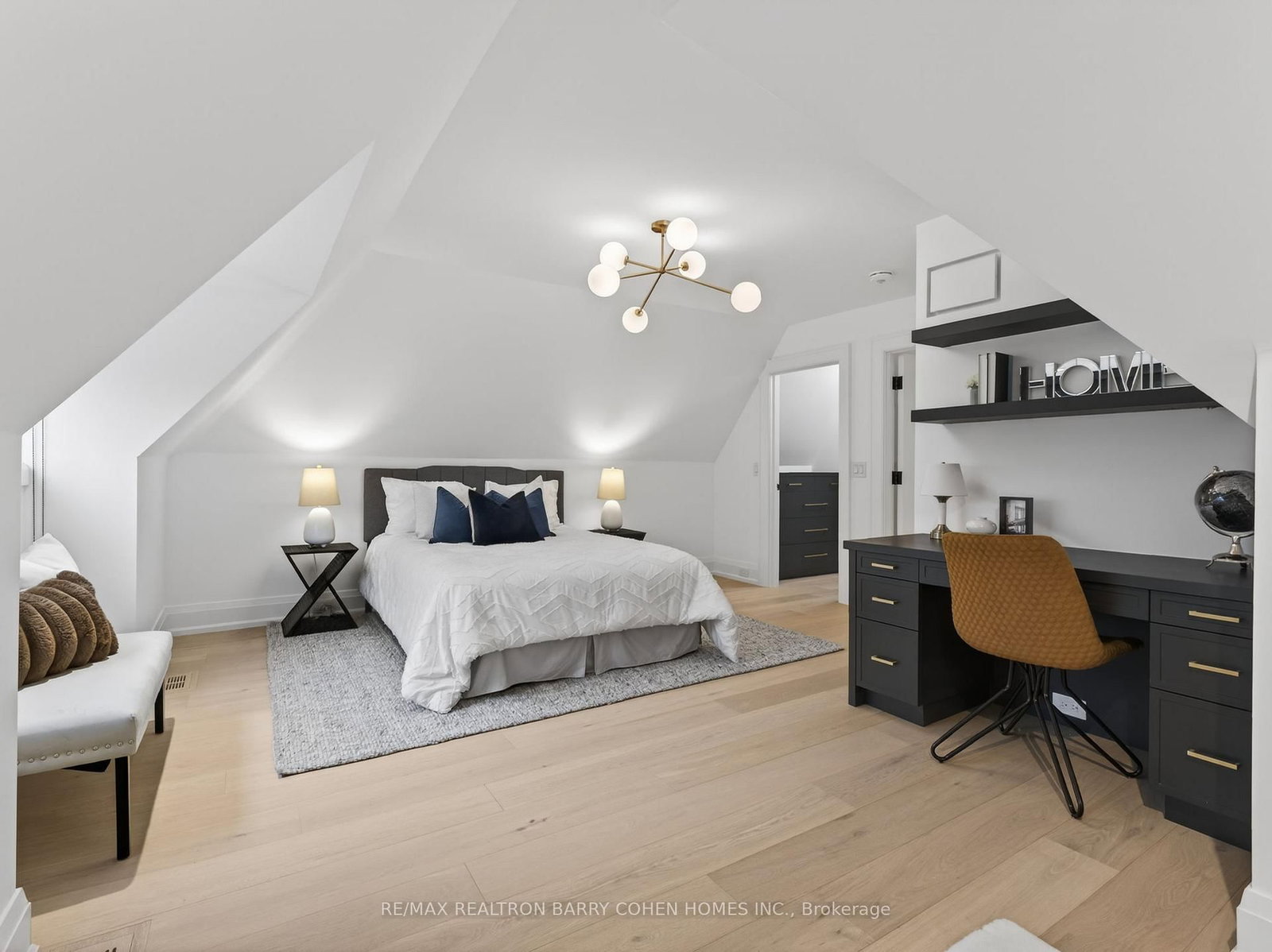 Detached House for sale at 62 Maple Avenue, Toronto, Ontario, M4W 2T7 - Rosedale-Moore Park - MLS: C12936978