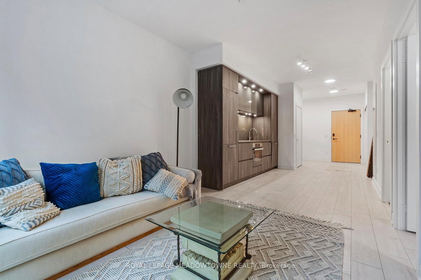 Condo for sale at 813-15 Mercer Street, Toronto, Ontario, M5V 1H2 - Waterfront Communities C1 - MLS: C12937098