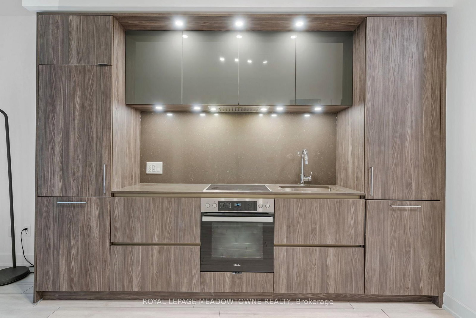 Condo for sale at 813-15 Mercer Street, Toronto, Ontario, M5V 1H2 - Waterfront Communities C1 - MLS: C12937098