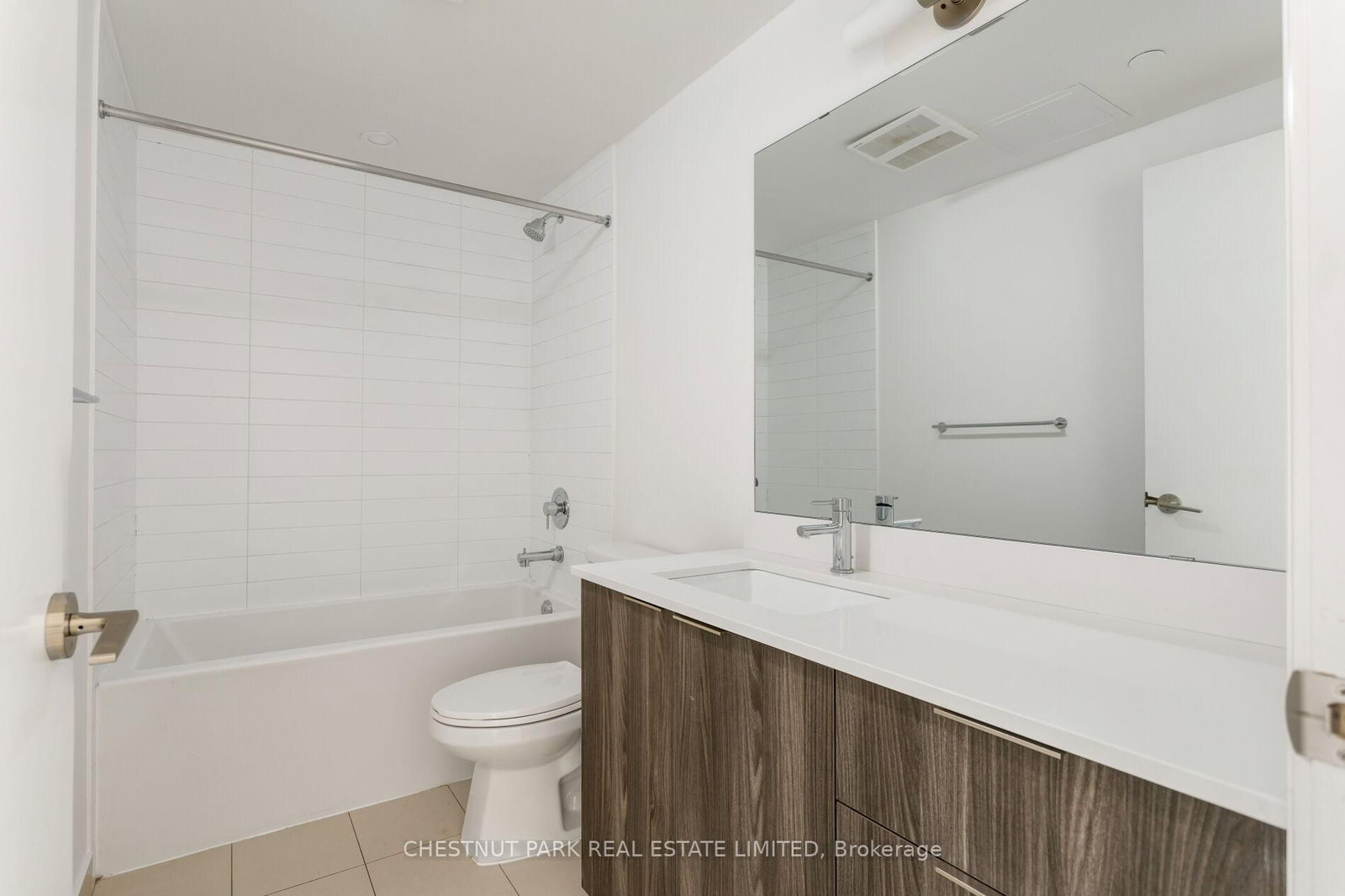 Condo for sale at 721E-576 Front Street, Toronto, Ontario, M5V 1C1 - Waterfront Communities C1 - MLS: C12937106