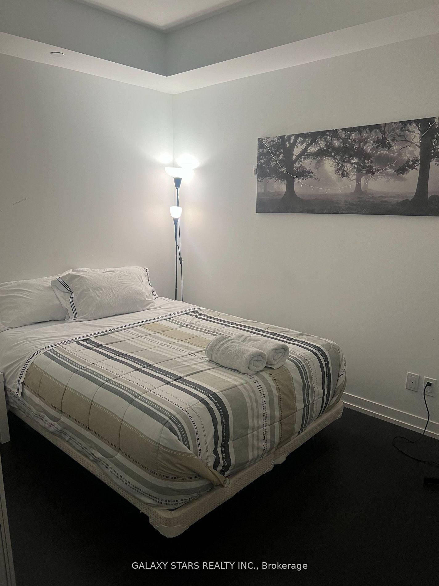 Condo for sale at 307-2020 Bathurst Street, Toronto, Ontario, L5P 0A6 - Humewood-Cedarvale - MLS: C12937236