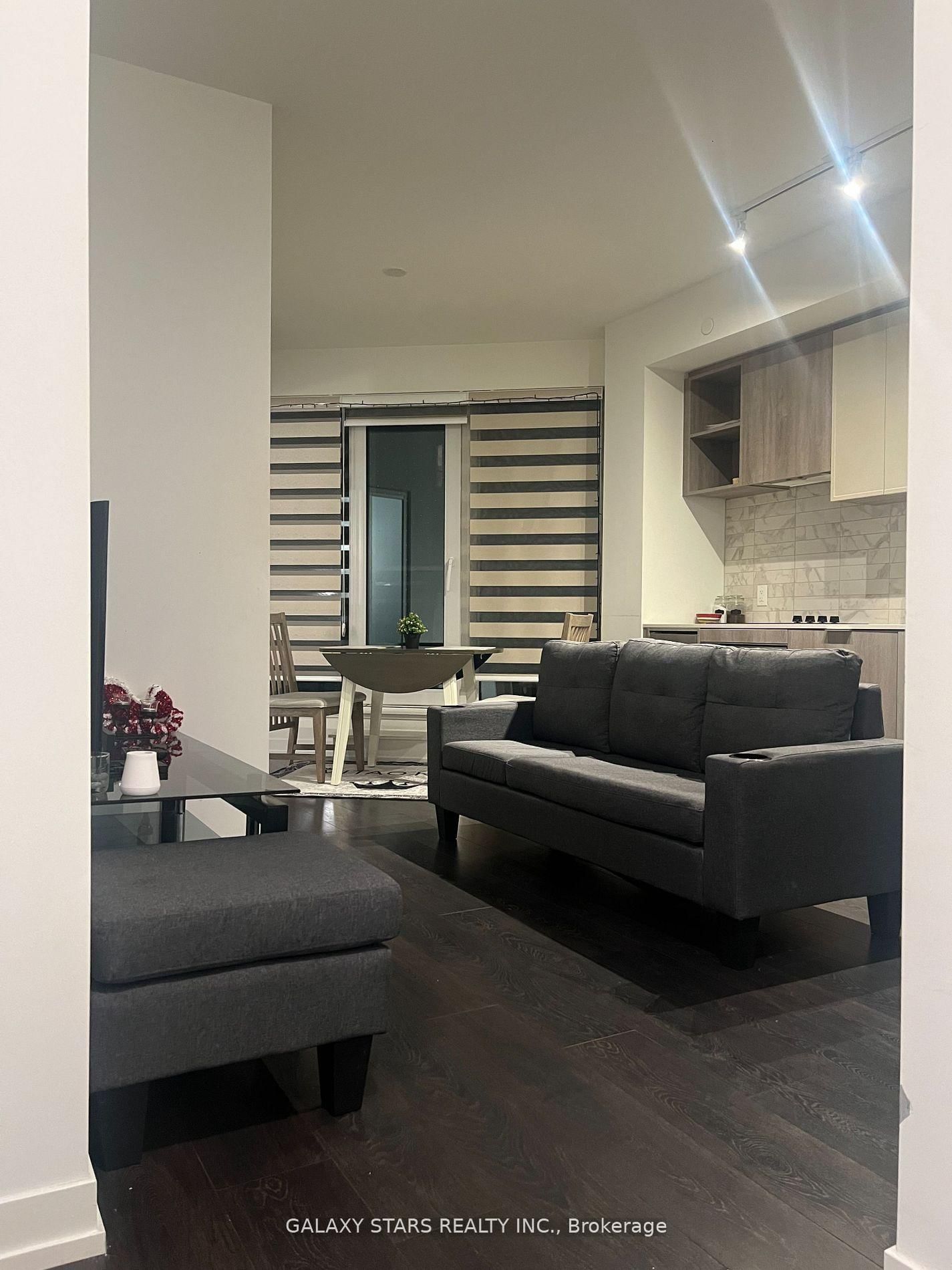 Condo for sale at 307-2020 Bathurst Street, Toronto, Ontario, L5P 0A6 - Humewood-Cedarvale - MLS: C12937236