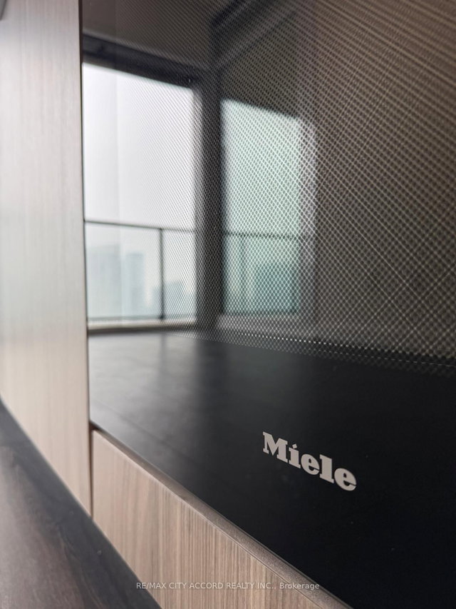 2501 - 3 Concord City Place Way