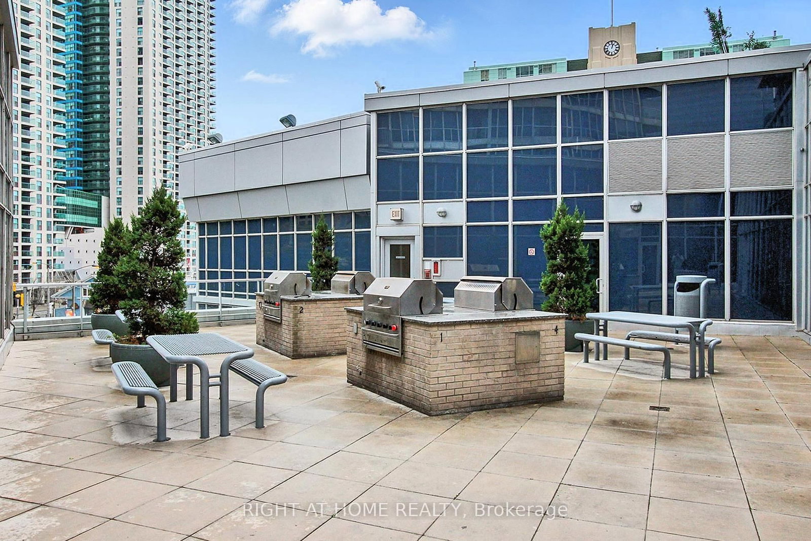 Condo for sale at 3202-8 York Street, Toronto, Ontario, M5J 2Y2 - Waterfront Communities C1 - MLS: C12937694