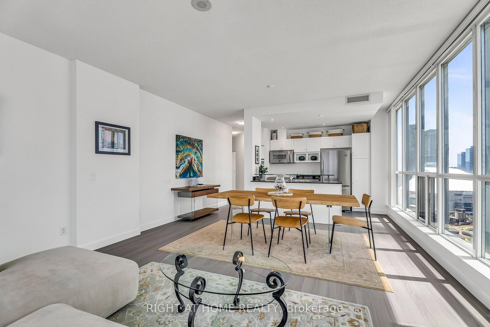 Condo for sale at 3202-8 York Street, Toronto, Ontario, M5J 2Y2 - Waterfront Communities C1 - MLS: C12937694