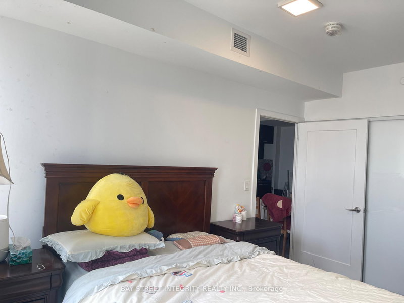 Ph8 - 50 Mccaul St, Toronto, M5T 0B6 | Image 2