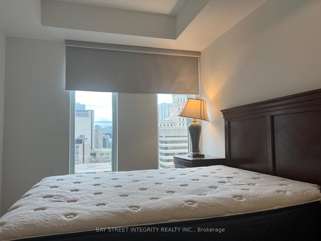 Ph8 - 50 Mccaul Street