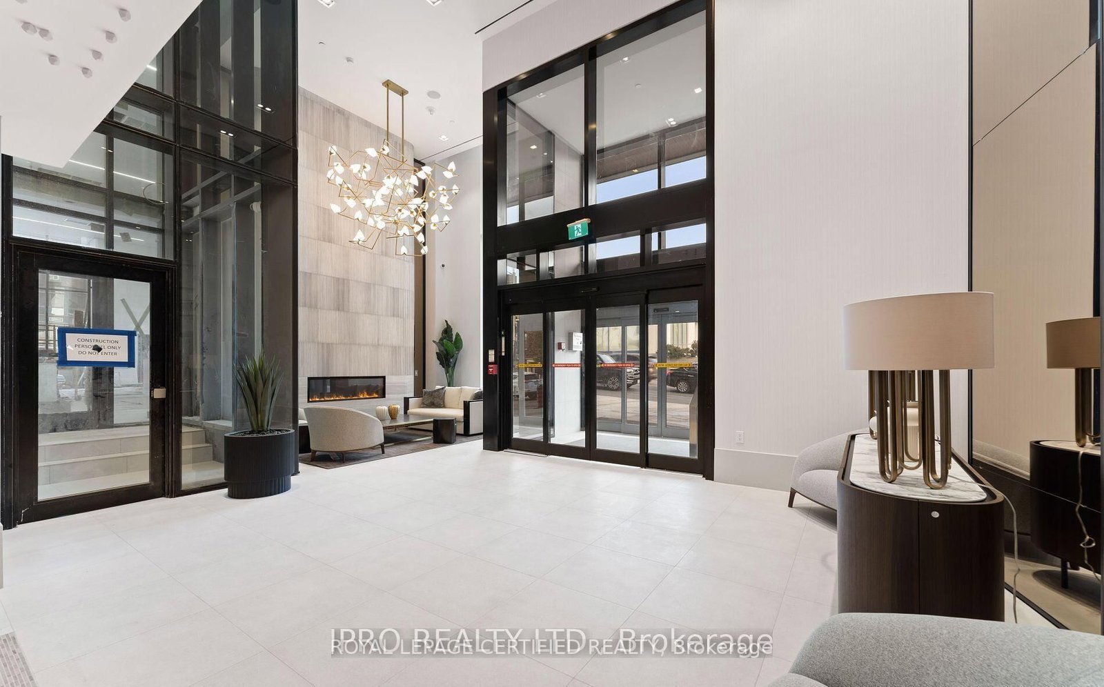 2020 Bathurst Street, Unit 919 - Photo 3