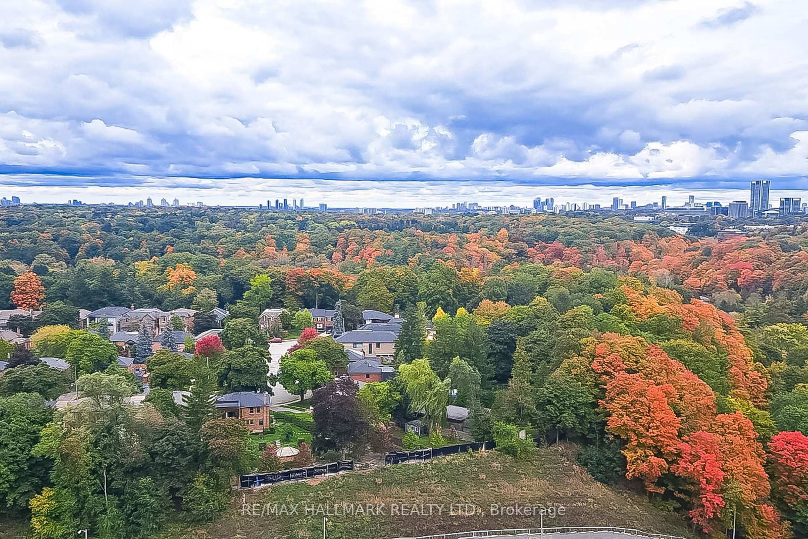 Condo for sale at PH2-35 Brian Peck Crescent, Toronto, Ontario, M4G 0A5 - Thorncliffe Park - MLS: C12938394