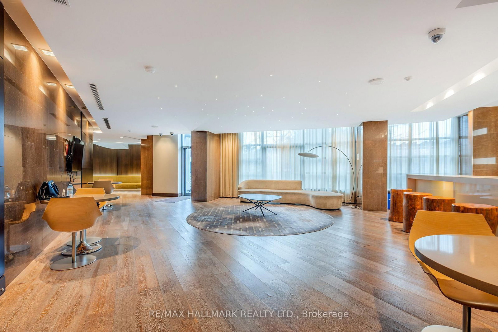 Condo for sale at PH2-35 Brian Peck Crescent, Toronto, Ontario, M4G 0A5 - Thorncliffe Park - MLS: C12938394