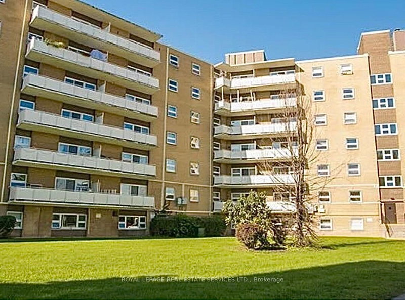 home for lease on 103-32 Carluke Crescent