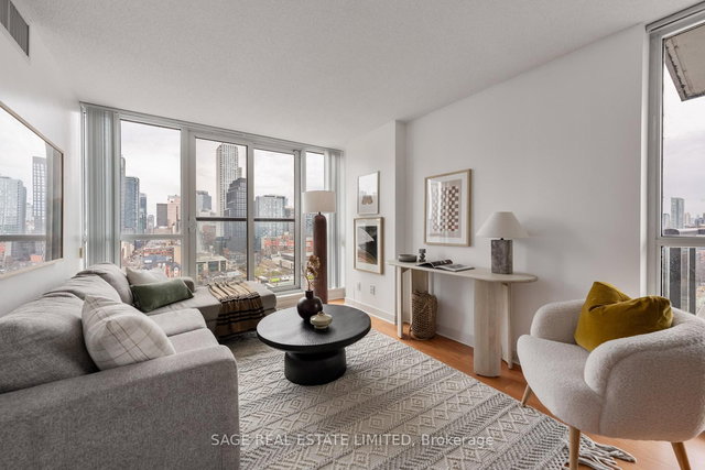 LPH13 - 320 Richmond Street E