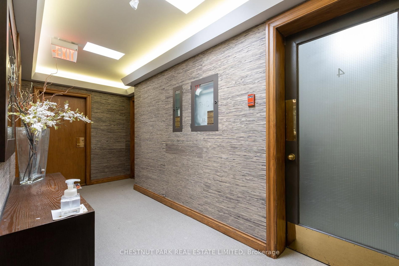 8 Hawthorn Avenue • #PH3 • Toronto, ON photo 34
