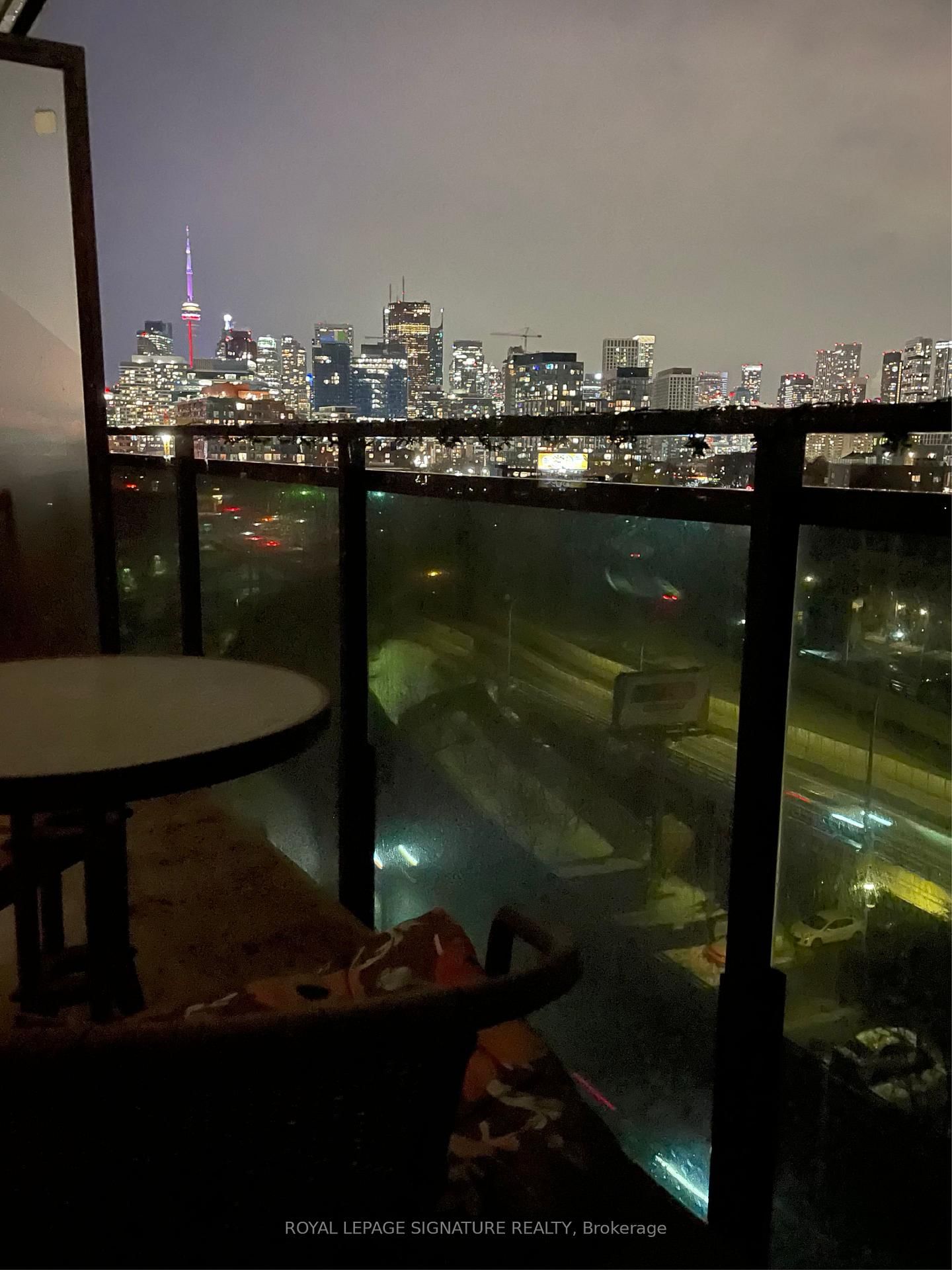 Condo for lease at 806-21 Lawren Harris Square, Toronto, Ontario, M5A 0T4 - Waterfront Communities C8 - MLS: C12938574