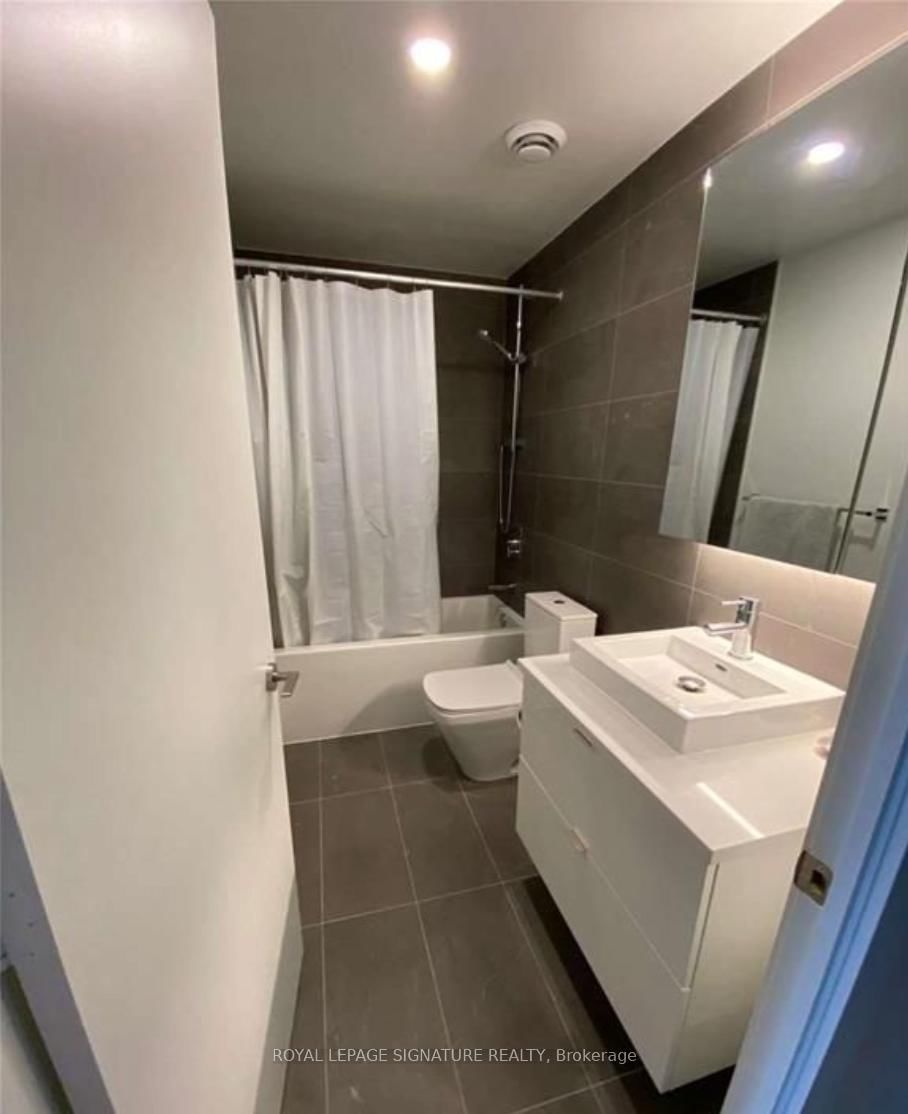 Condo for lease at 806-21 Lawren Harris Square, Toronto, Ontario, M5A 0T4 - Waterfront Communities C8 - MLS: C12938574