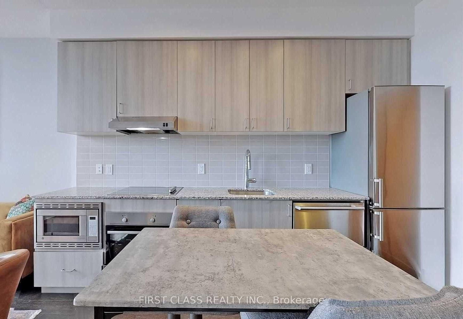 Condo for lease at 214-7 Kenaston Garden, Toronto, Ontario, M2K 1G7 - Bayview Village - MLS: C12938606