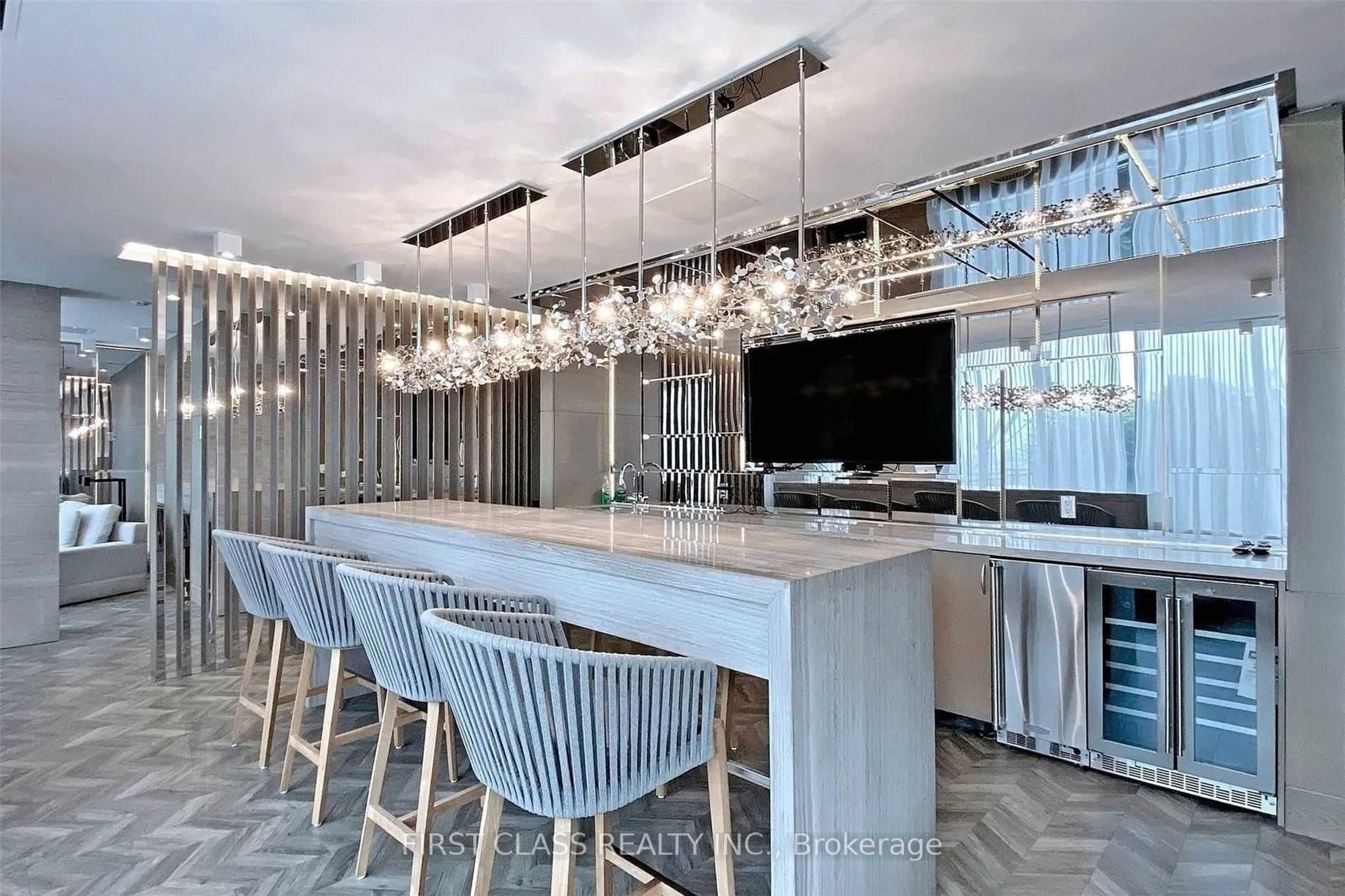 Condo for lease at 214-7 Kenaston Garden, Toronto, Ontario, M2K 1G7 - Bayview Village - MLS: C12938606