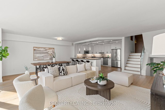 2804 - 33 Harbour Square