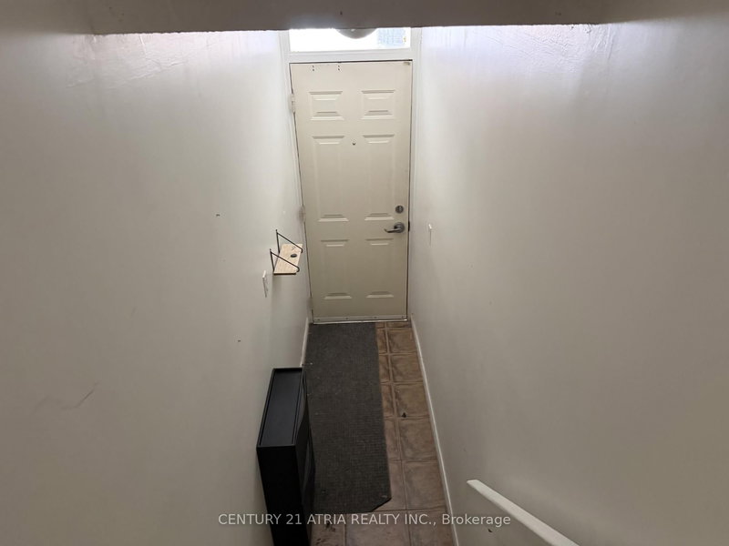 734 - 42 Western Battery Rd, Toronto, M6K 3P1 | Image 3