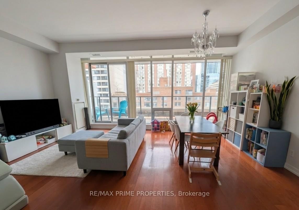 Listing Image 3