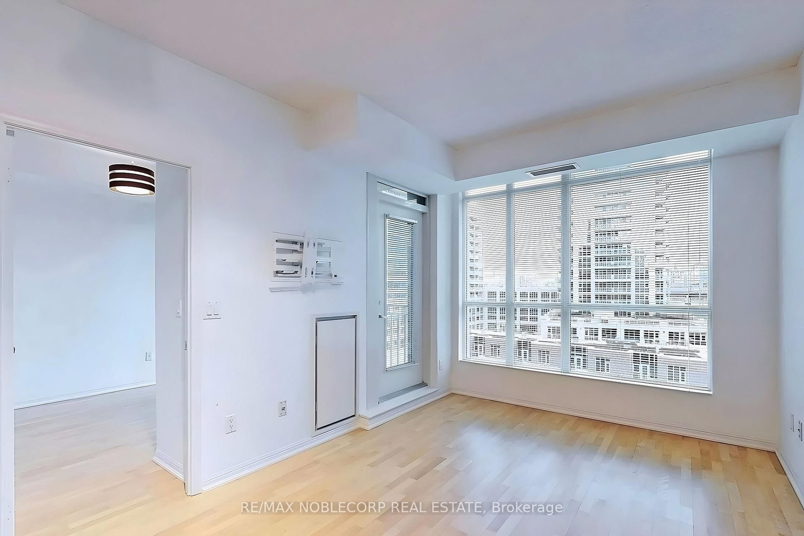 628 Fleet Street, Unit 722 - Photo 10