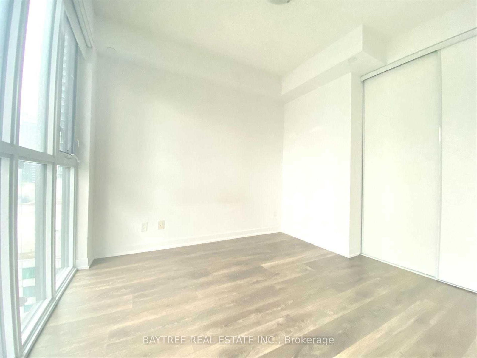 87 Peter Street, Unit 3312 - Photo 6