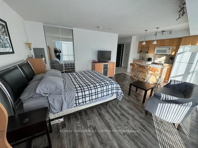 Unit 1012 — 18 Yonge Street — photo 5