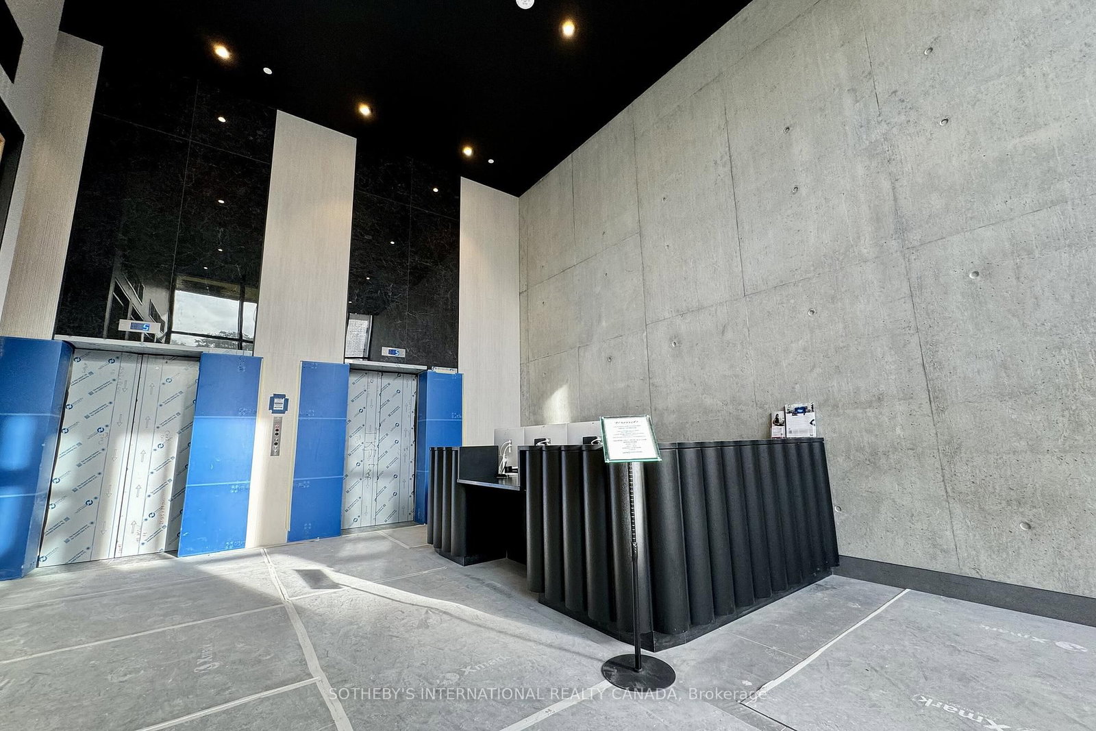 195 McCaul Street, Unit 507 - Photo 15