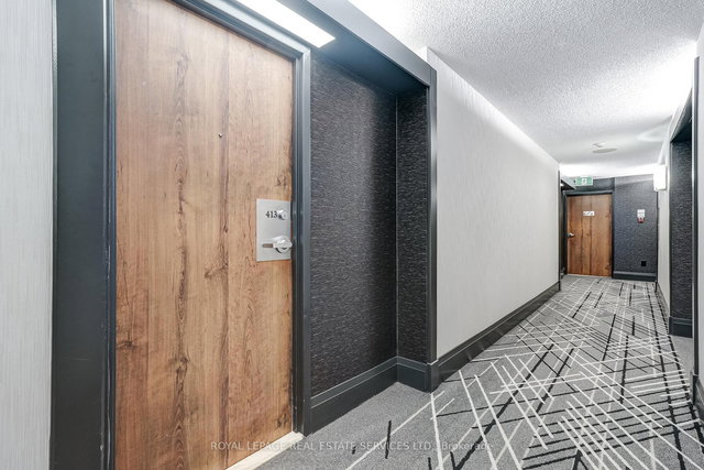 413 - 705 King Street W