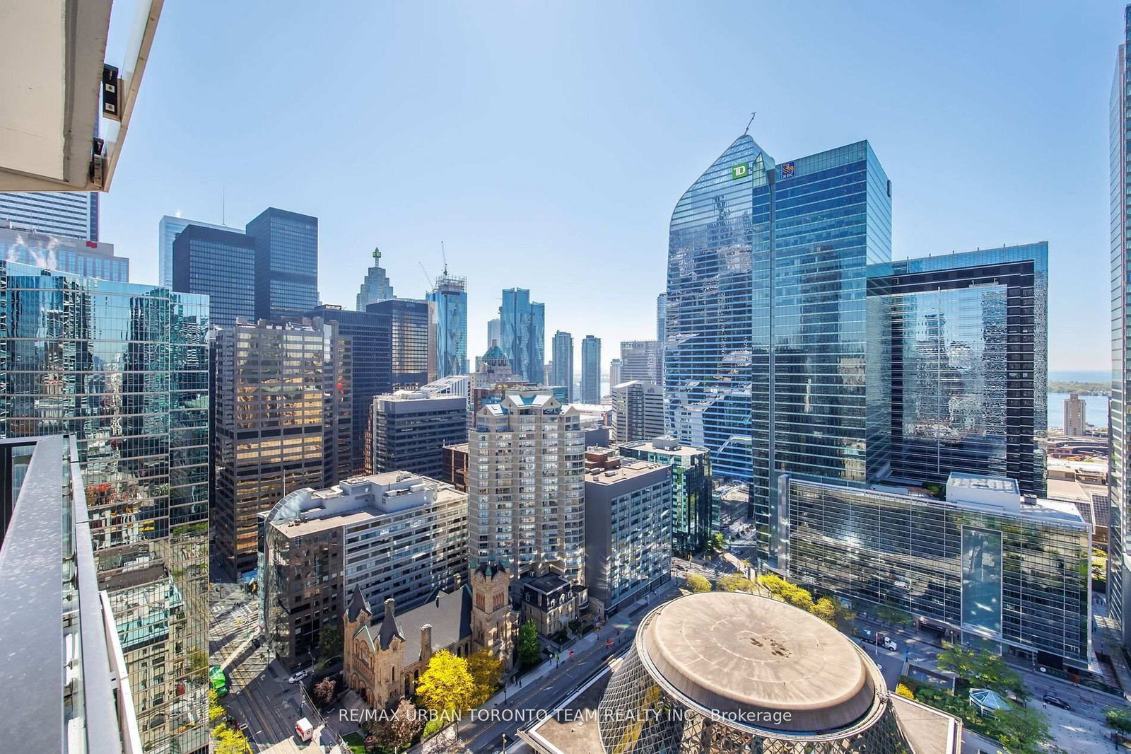 Condo for sale at 2804-224 King Street, Toronto, Ontario, M5H 0A6 - Waterfront Communities C1 - MLS: C12939514