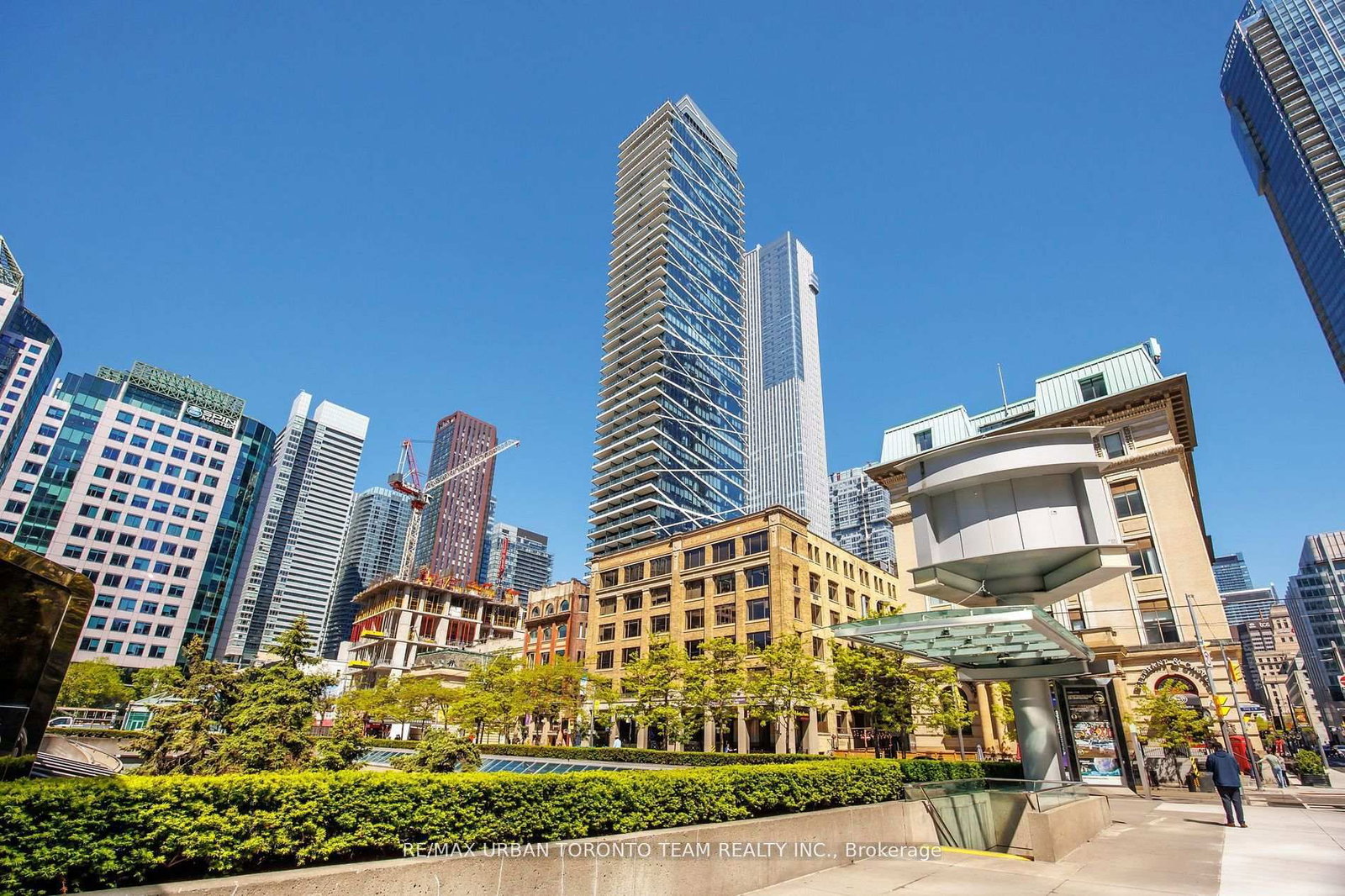 Condo for sale at 2804-224 King Street, Toronto, Ontario, M5H 0A6 - Waterfront Communities C1 - MLS: C12939514