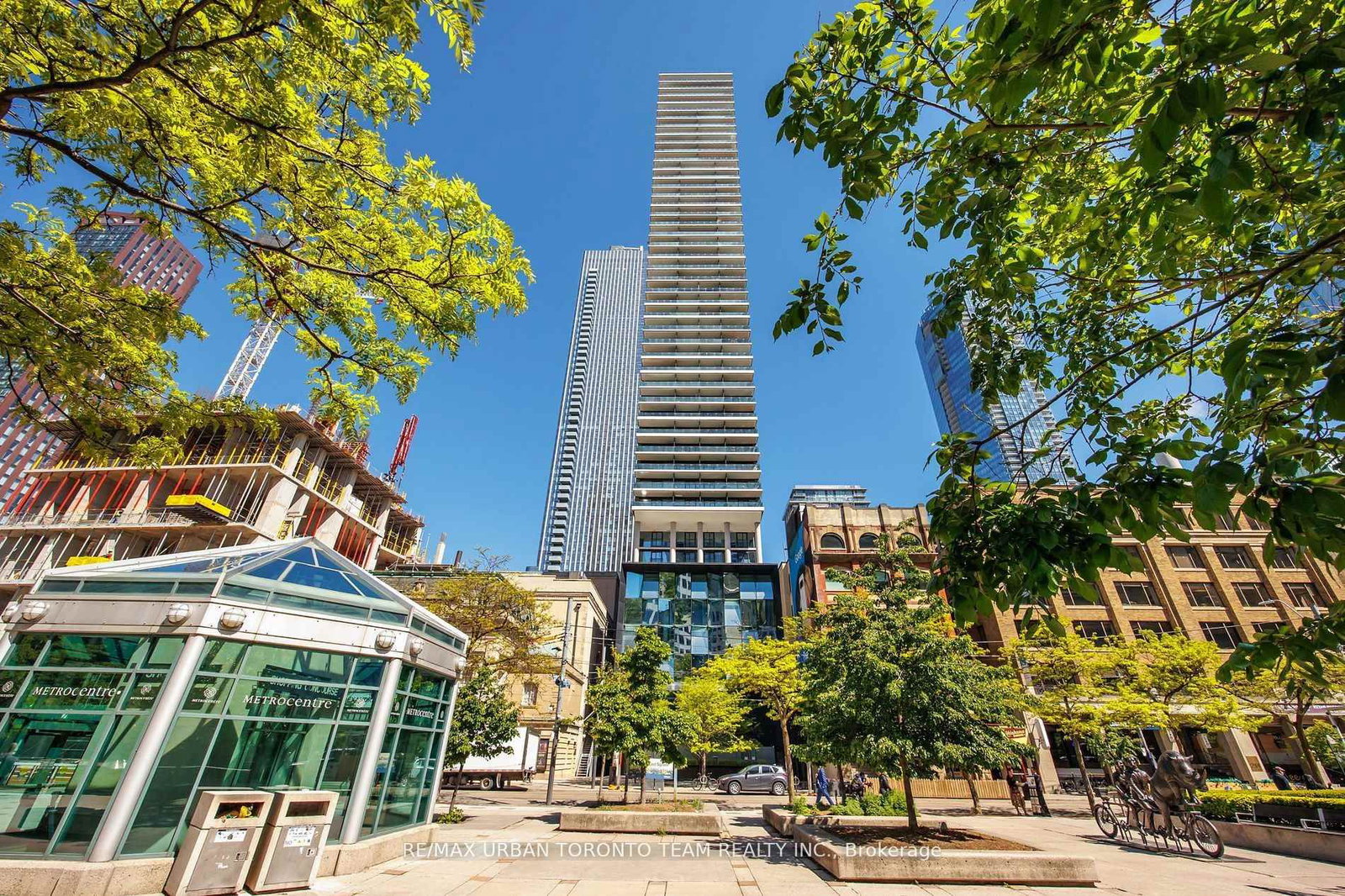 Condo for sale at 2804-224 King Street, Toronto, Ontario, M5H 0A6 - Waterfront Communities C1 - MLS: C12939514