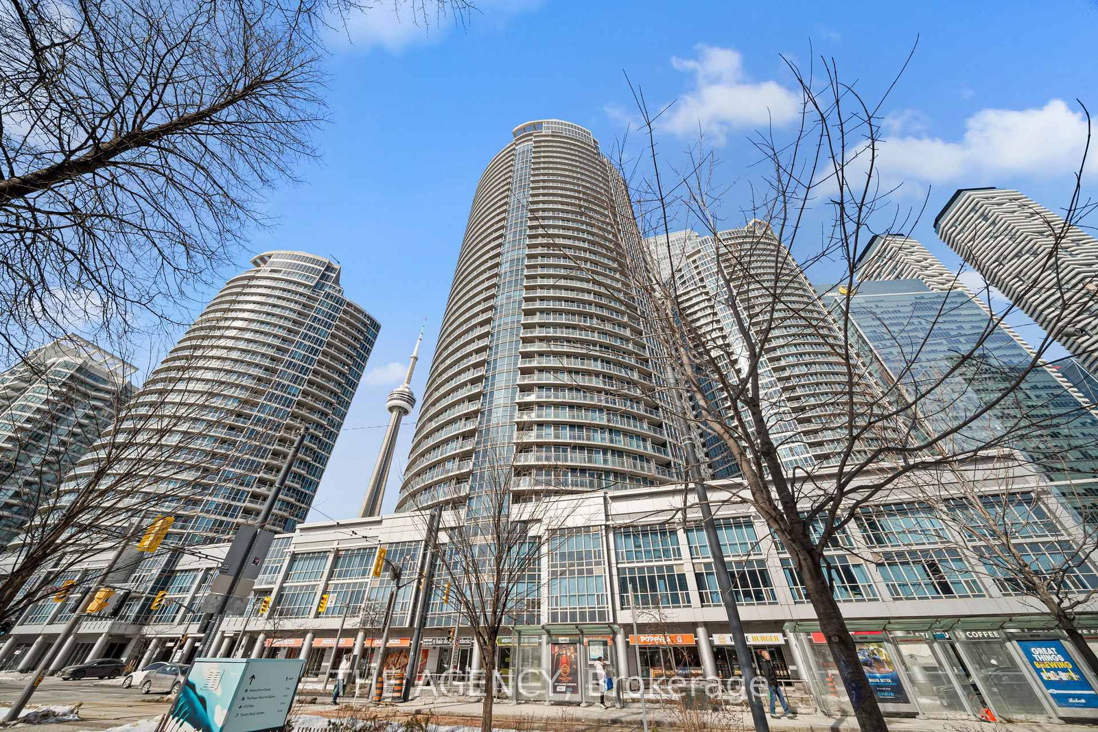Condo for sale at 3313-208 Queens Quay, Toronto, Ontario, M5J 2Y5 - Waterfront Communities C1 - MLS: C12939532