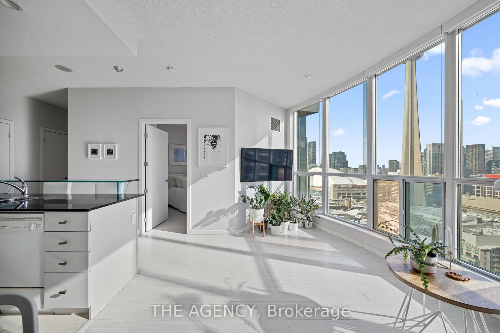 Condo for sale at 3313-208 Queens Quay, Toronto, Ontario, M5J 2Y5 - Waterfront Communities C1 - MLS: C12939532