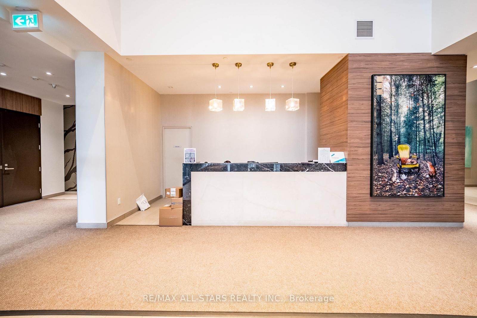 10 Deerlick Court, Unit 605 - Photo 16