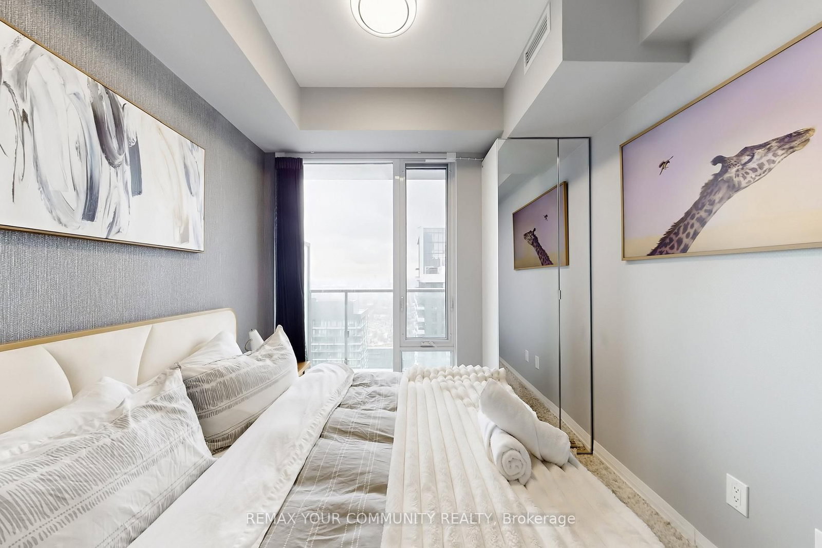 Condo for sale at 4727-28 Widmer Street, Toronto, Ontario, M5V 0T2 - Waterfront Communities C1 - MLS: C12939838