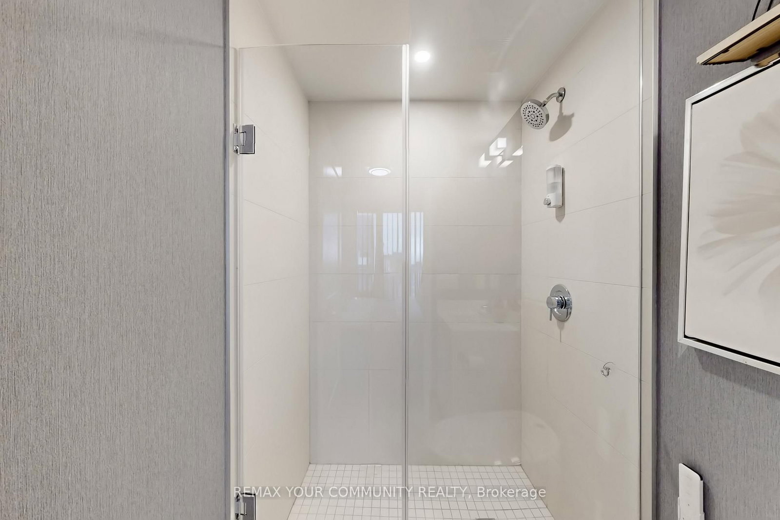 Condo for sale at 4727-28 Widmer Street, Toronto, Ontario, M5V 0T2 - Waterfront Communities C1 - MLS: C12939838