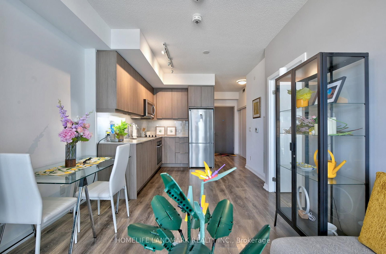 Condo for sale at 1103-32 Forest Manor Road, Toronto, Ontario, M2J 0H2 - Henry Farm - MLS: C12939854