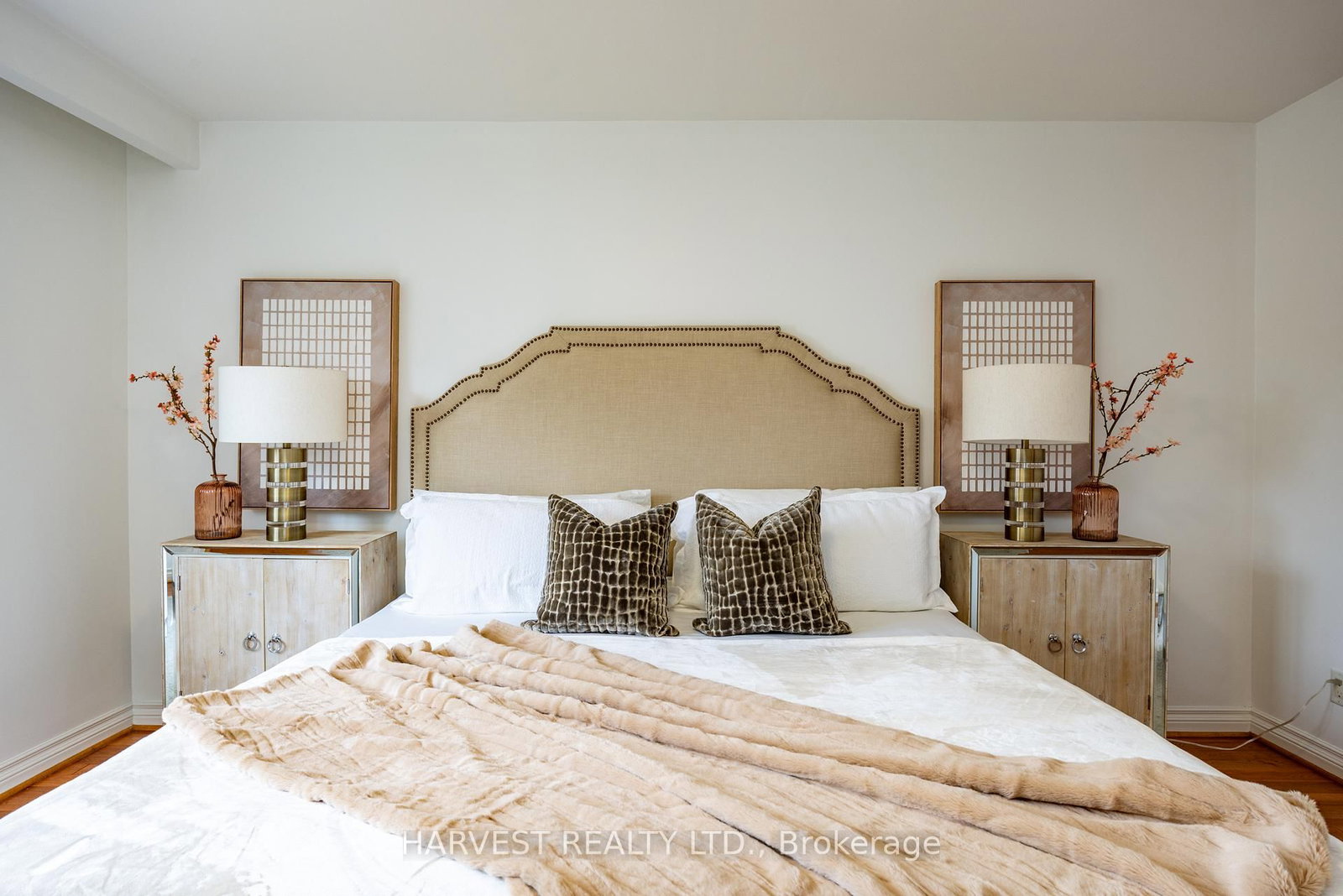 Detached House for sale at 92 Acton Avenue, Toronto, Ontario, M3H 4H3 - Bathurst Manor - MLS: C12940020