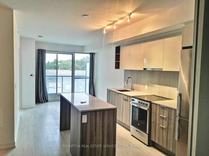 209 - 31 Tippett Rd, Toronto, M3H 0C8 | Image 2