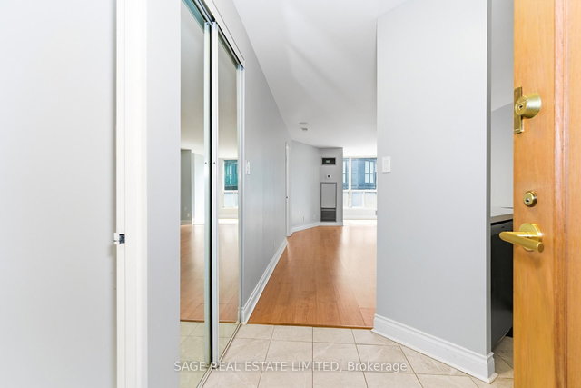 603 - 24 Wellesley Street W